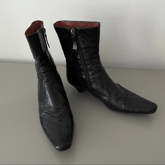 Goffredo Fantini Black Leather Kitten Heel Boots Size 36.5 Made In Italy - Picture 2 of 15